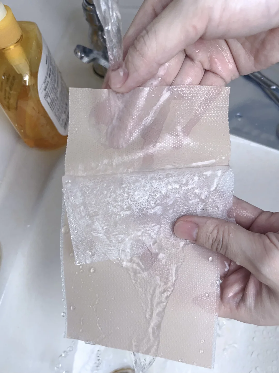 真相就是这种可重复疤痕贴其实更省钱！