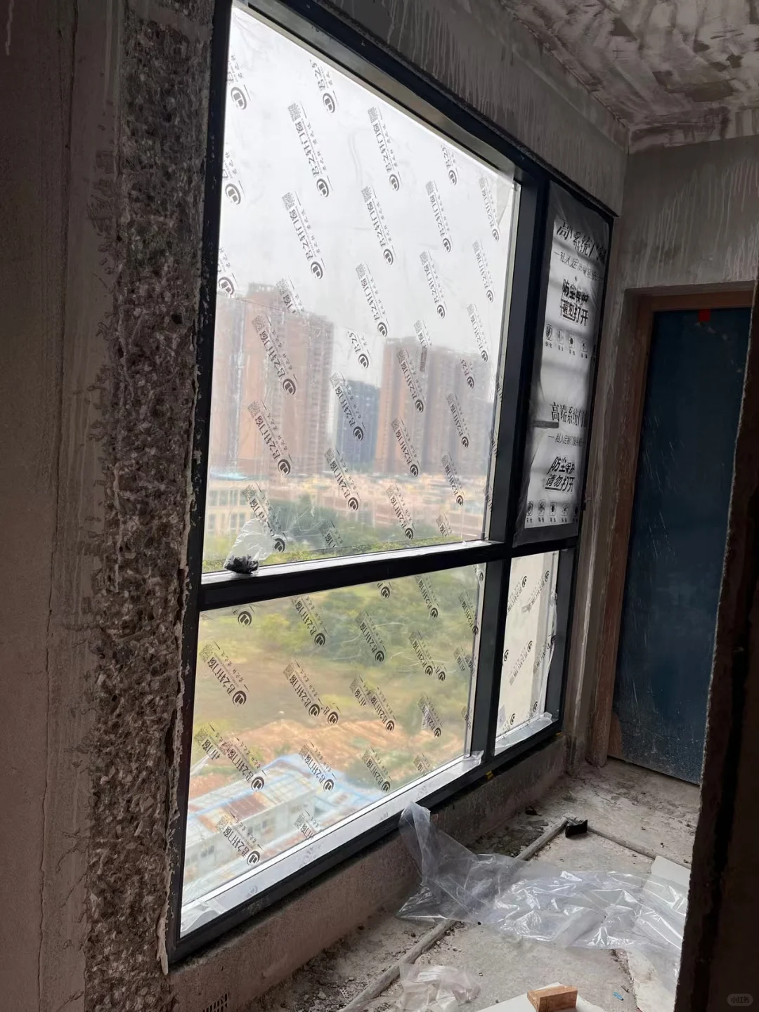 438一方断桥平开窗封阳台隔音隔热平开窗