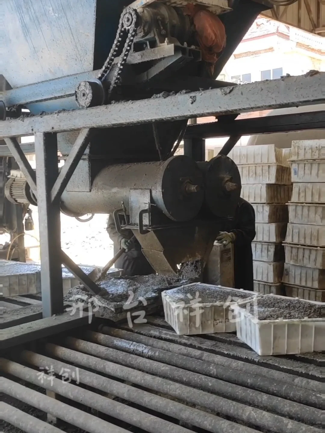 祥创水泥预制品布料机生产设备