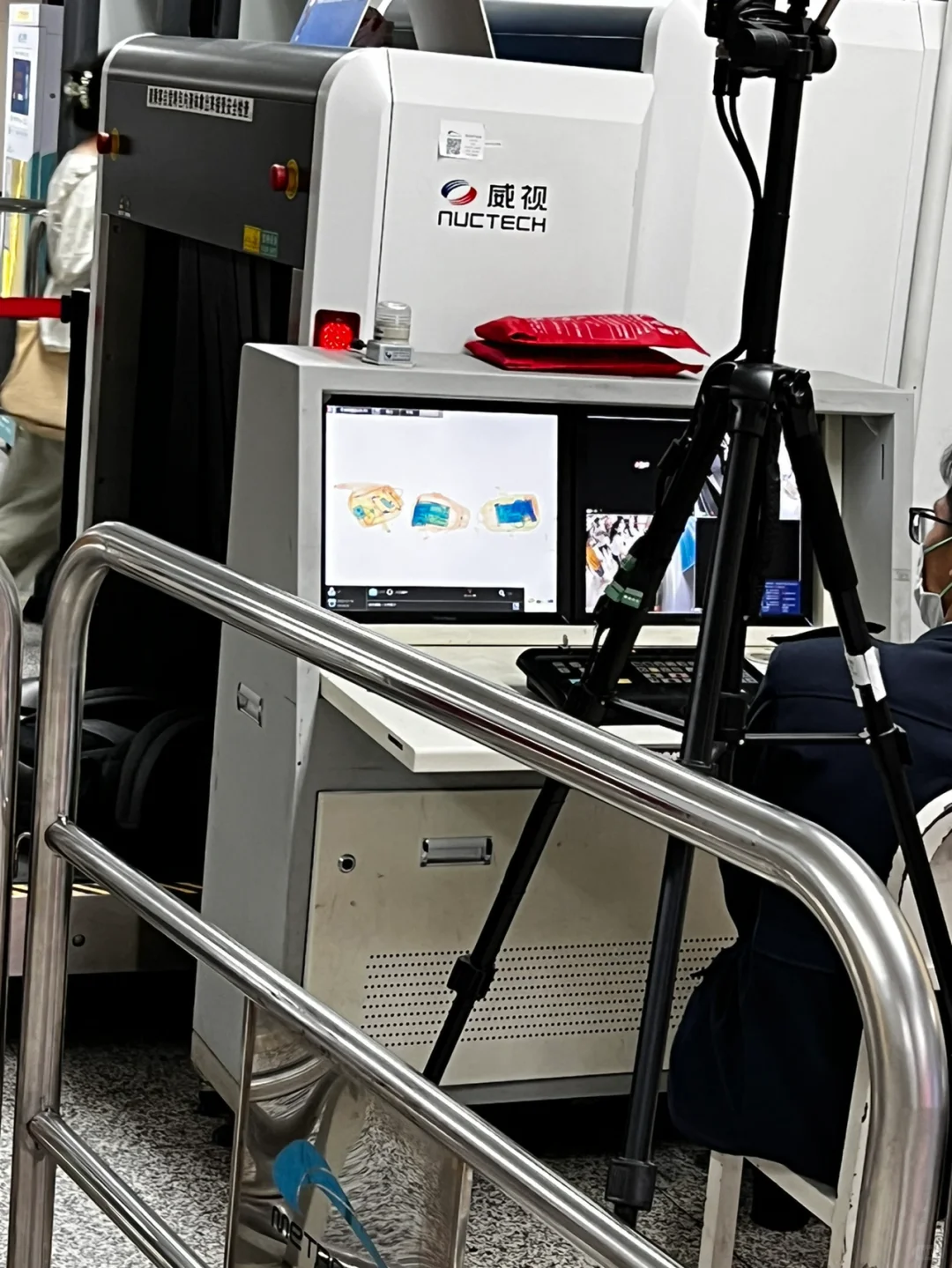 好奇｜地铁安检人员的日常…