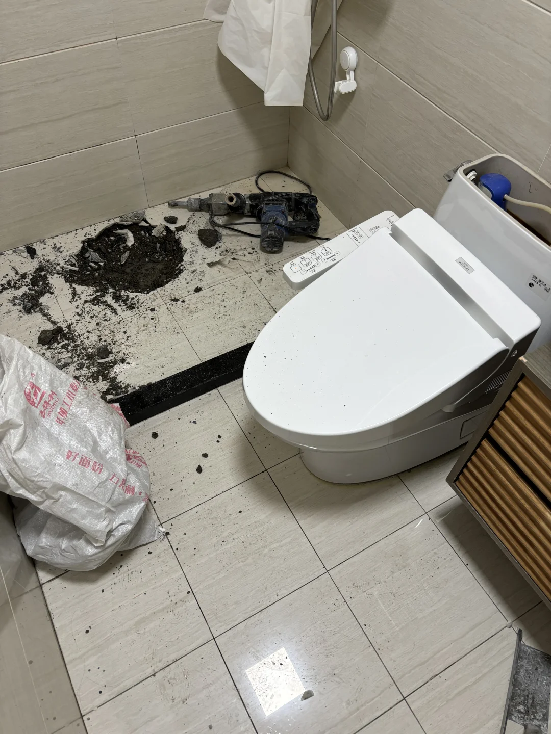 明明都做了防水还是漏水.