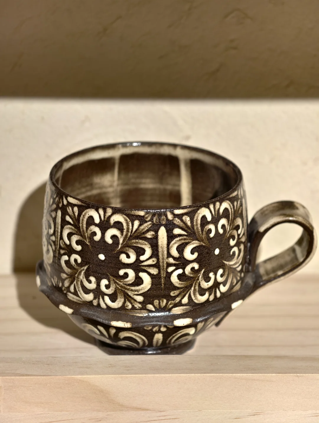 手绘黑陶咖啡杯最新出窑??超级氛围感