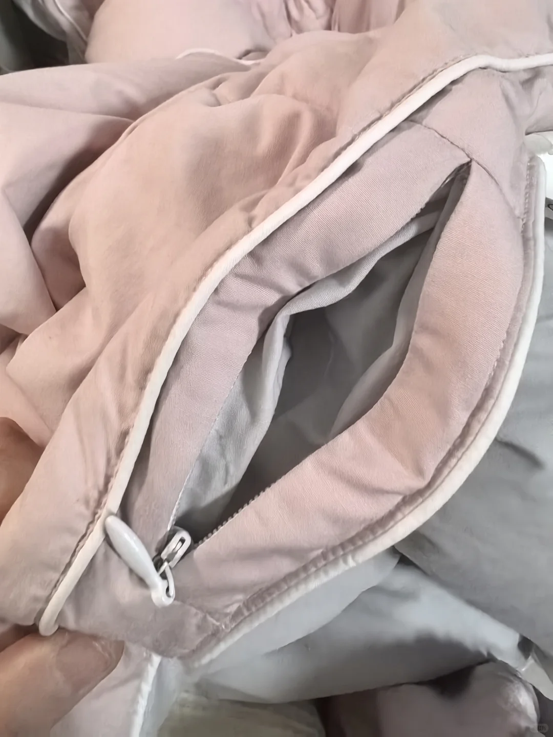 被子的拉链口袋是有什么作用的？