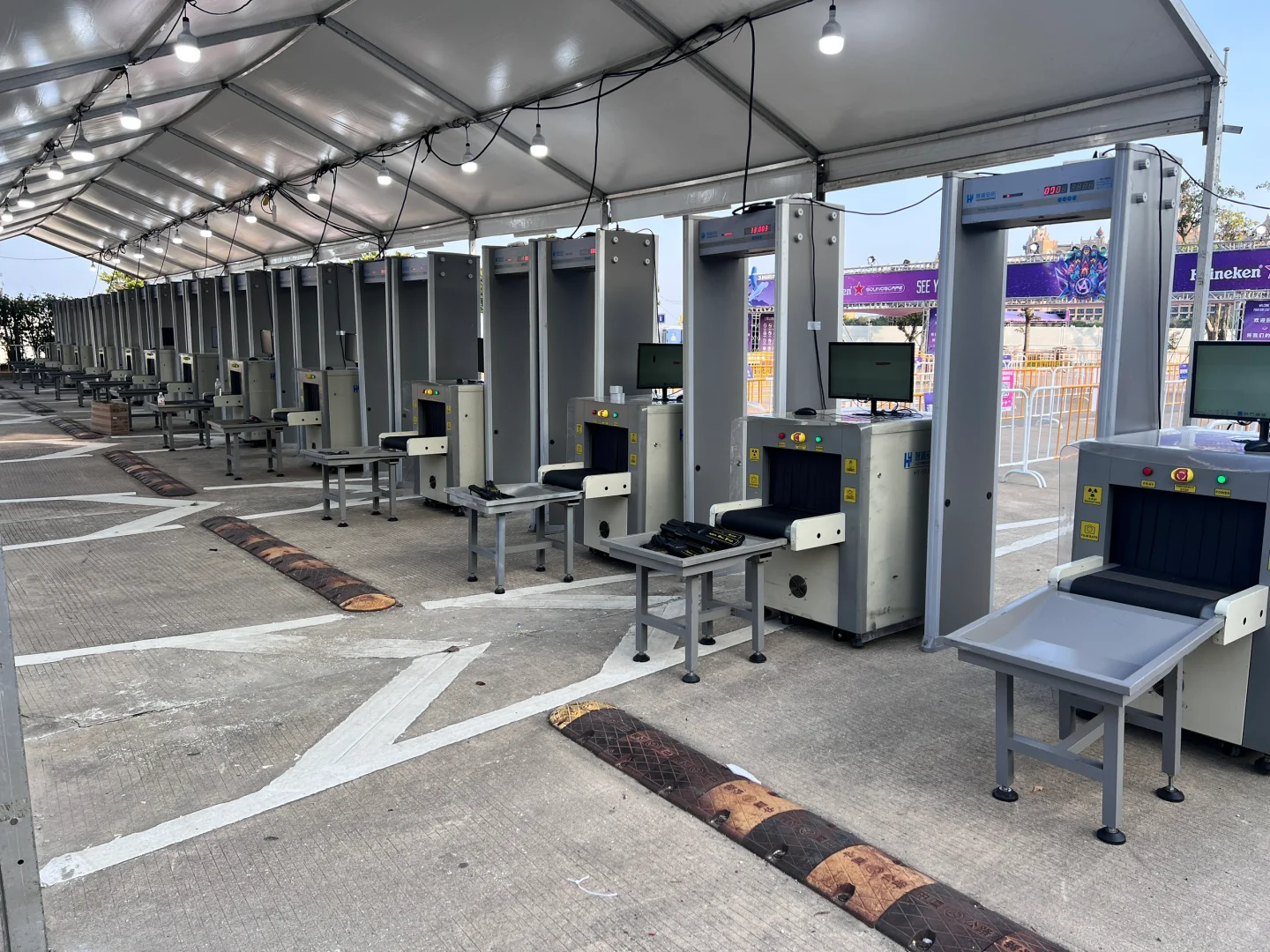 VAC电音节安检设备租赁图