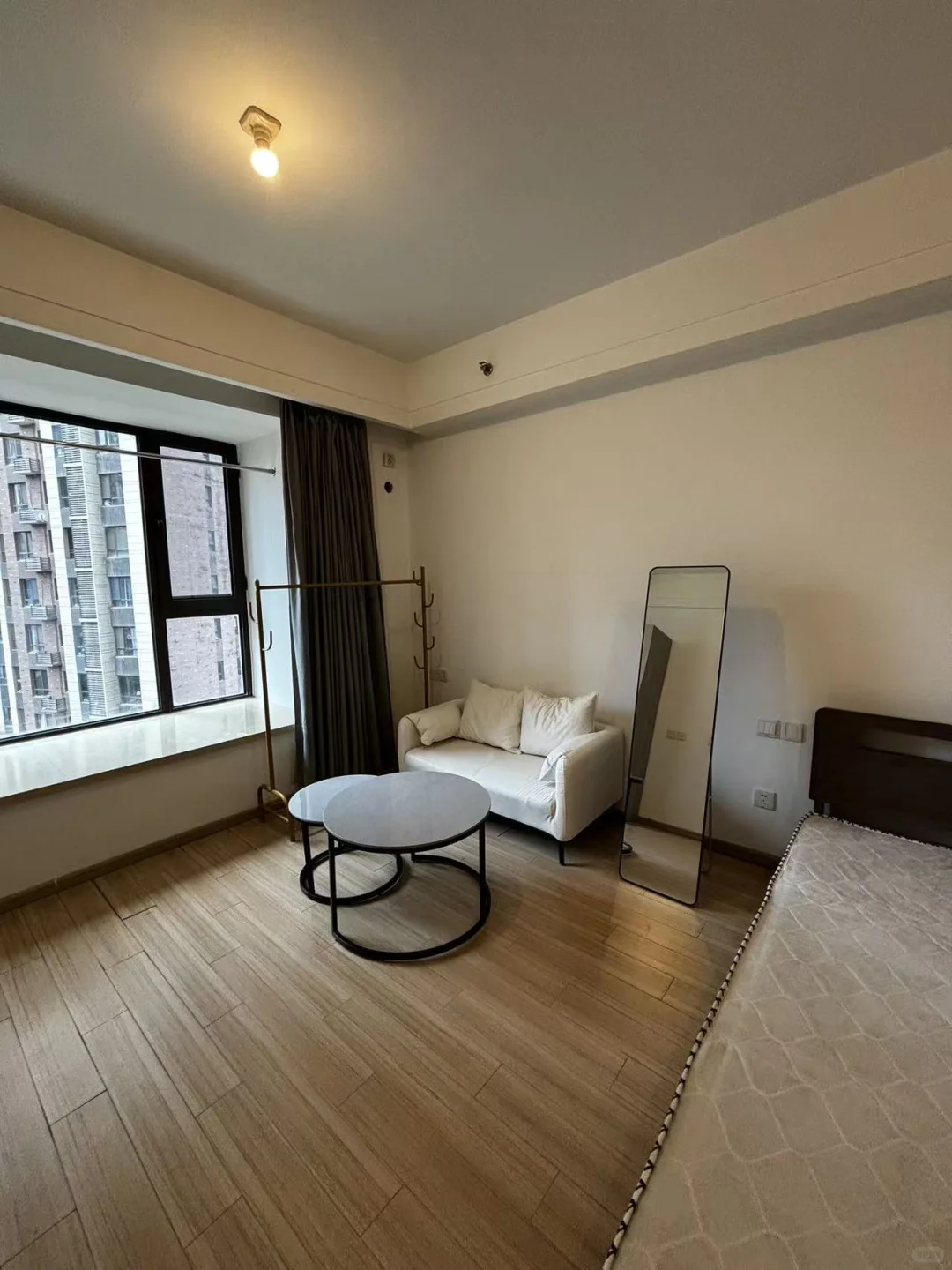 西安海亮时代ONE房东直租，12月可以入住