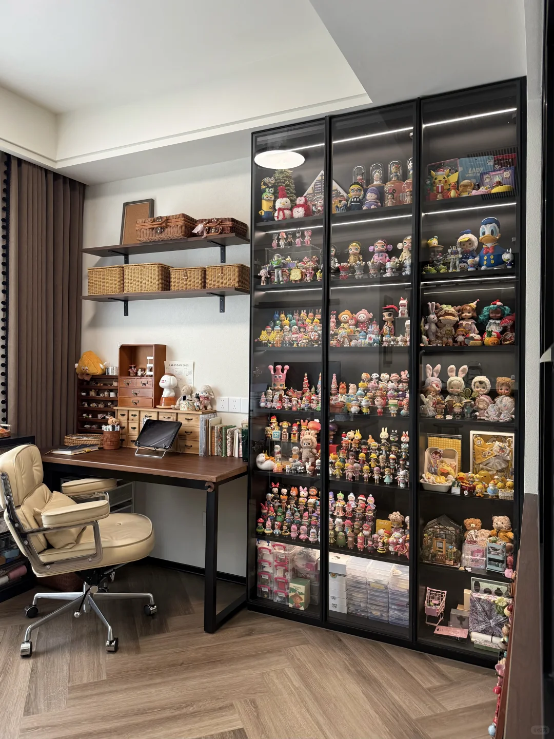 藏在书房的INFJ快乐墙，盲盒展示柜附尺寸?