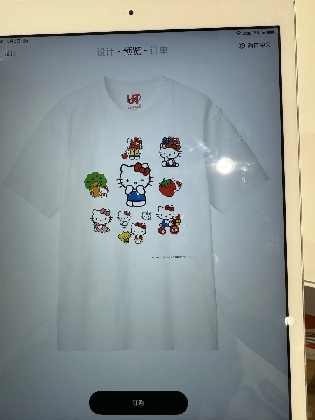 优衣库Hello Kitty定制T恤