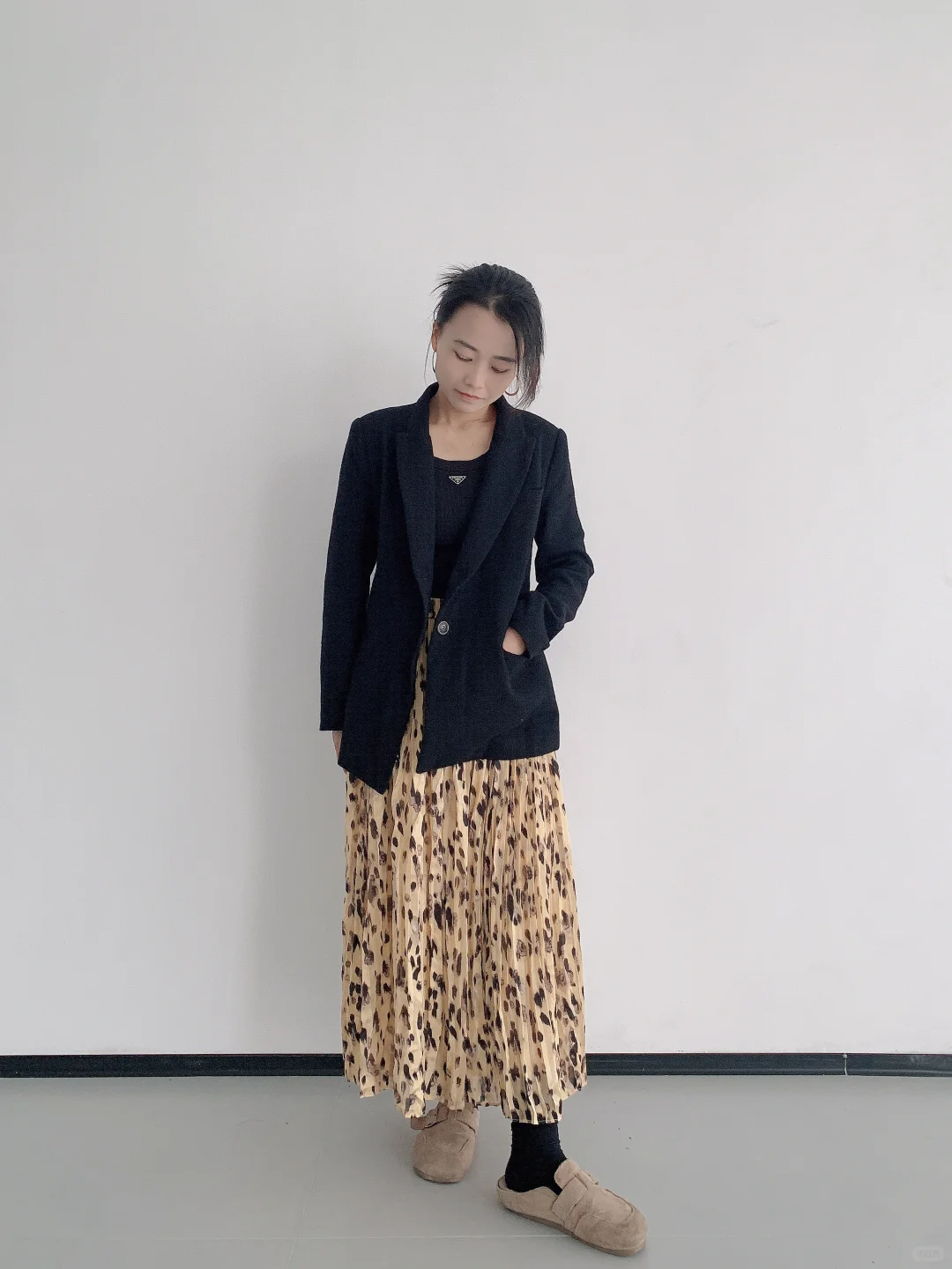 盘活旧衣｜这件神仙单品怎么搭？求搭子支招！