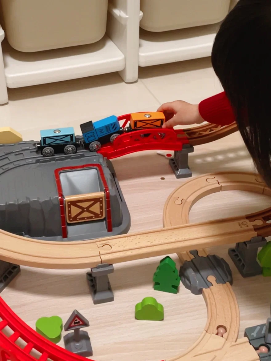 火车轨道玩具会有孩子不喜欢吗？！