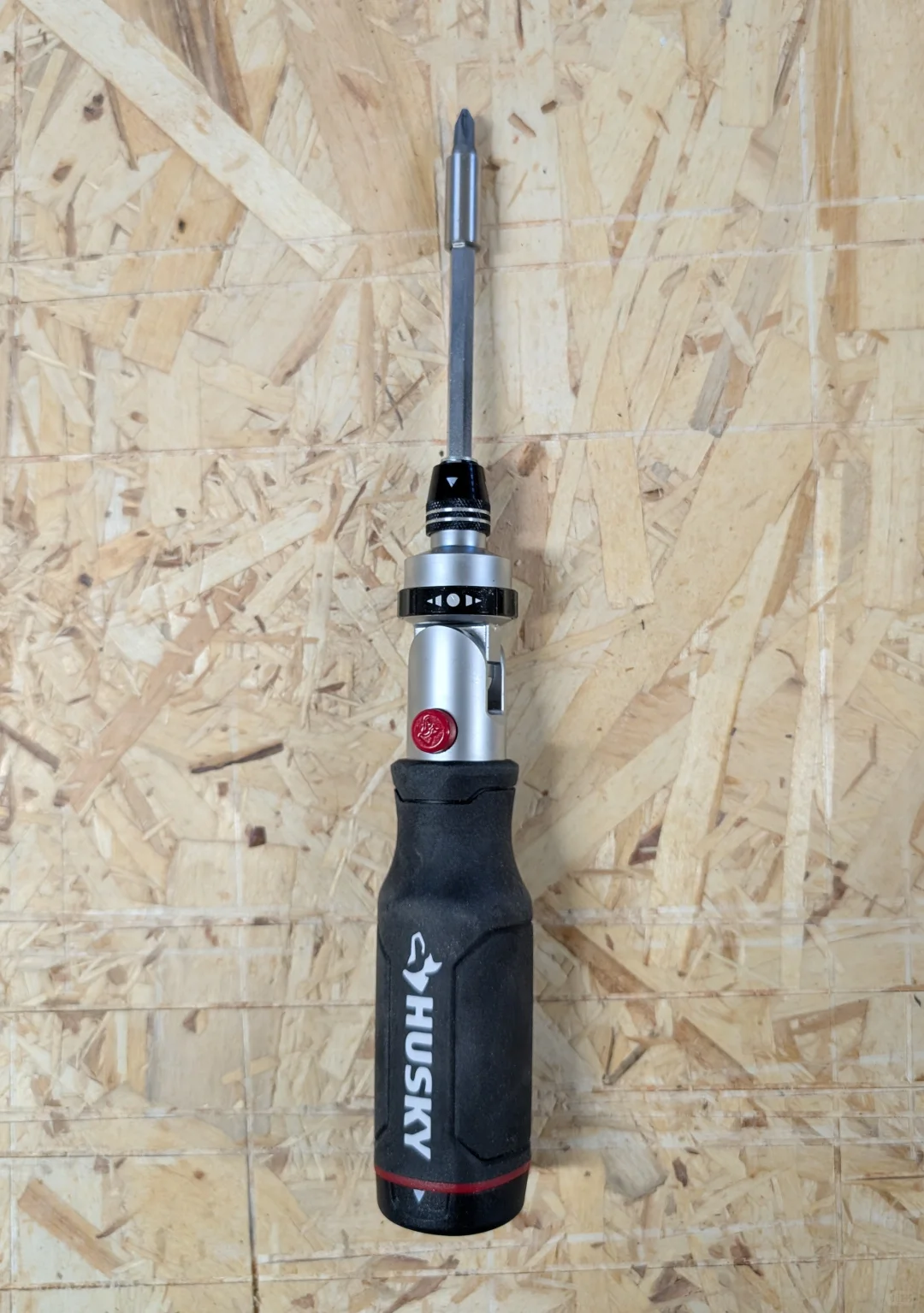 哈士奇棘轮螺丝刀