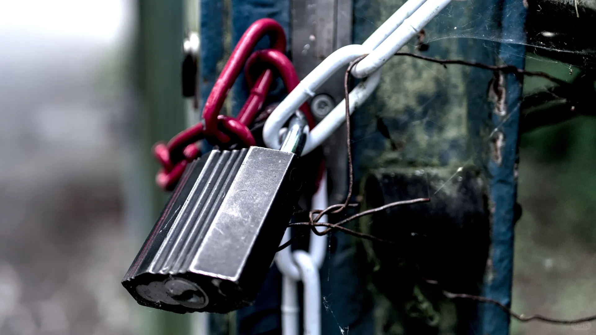 废铁回收：资源分布、分类与环境保护