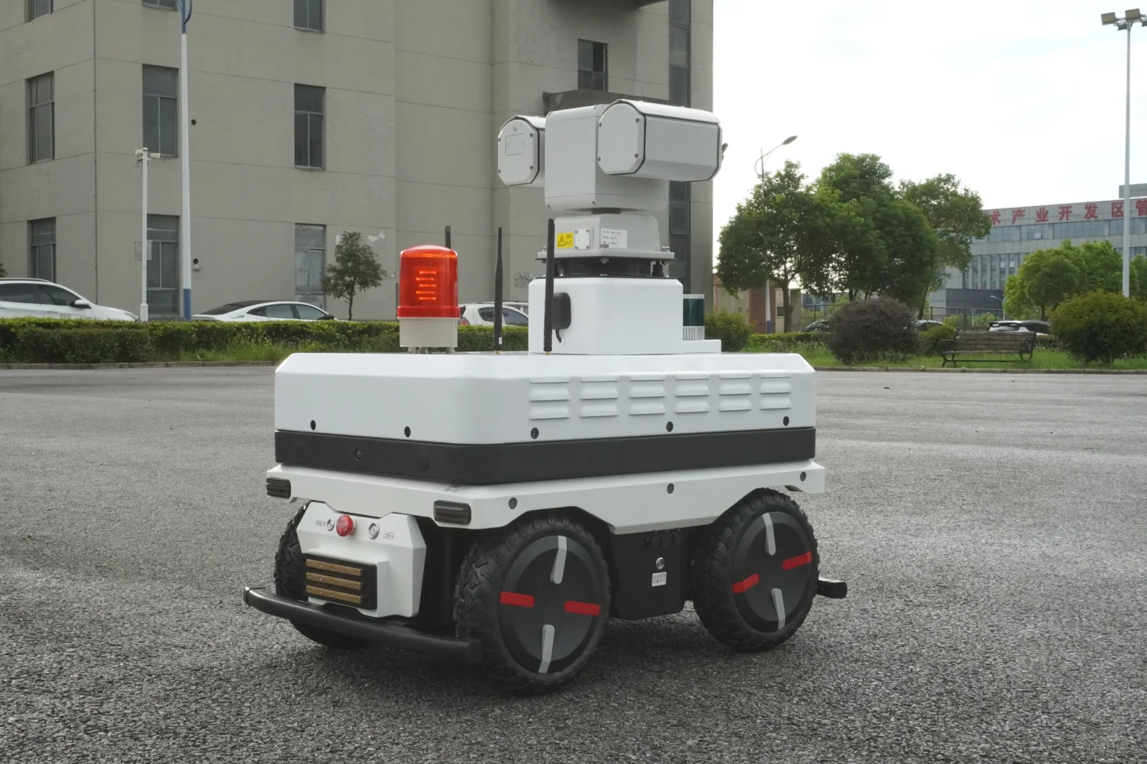 颠覆传统安防 引领智能未来