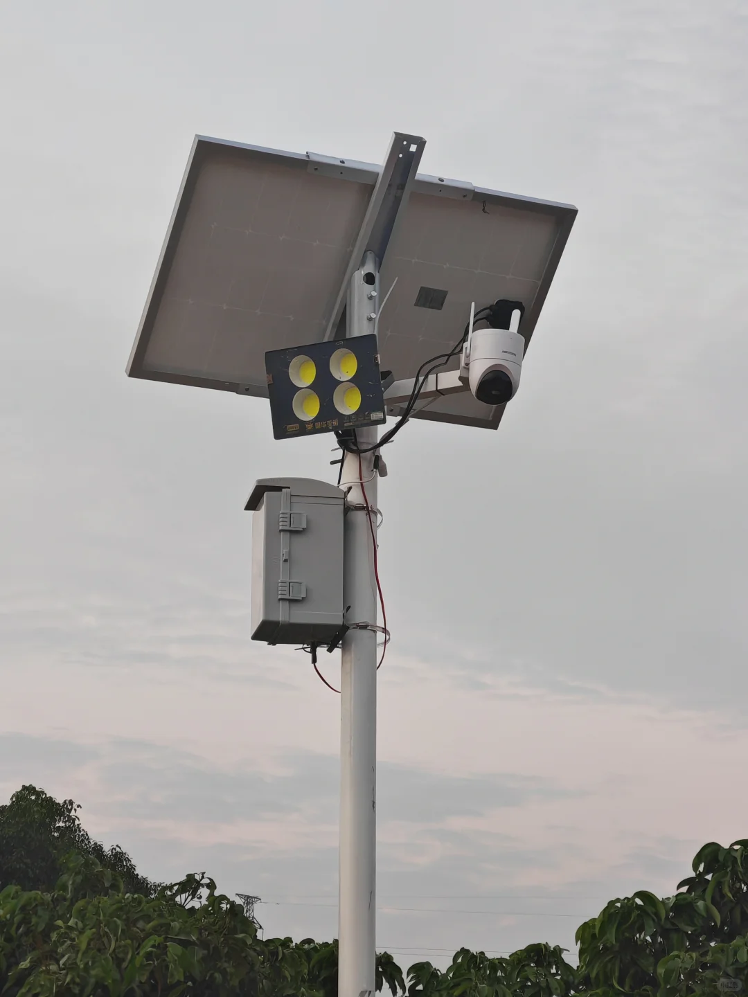 手搓太阳能监控和灯照系统,已完工