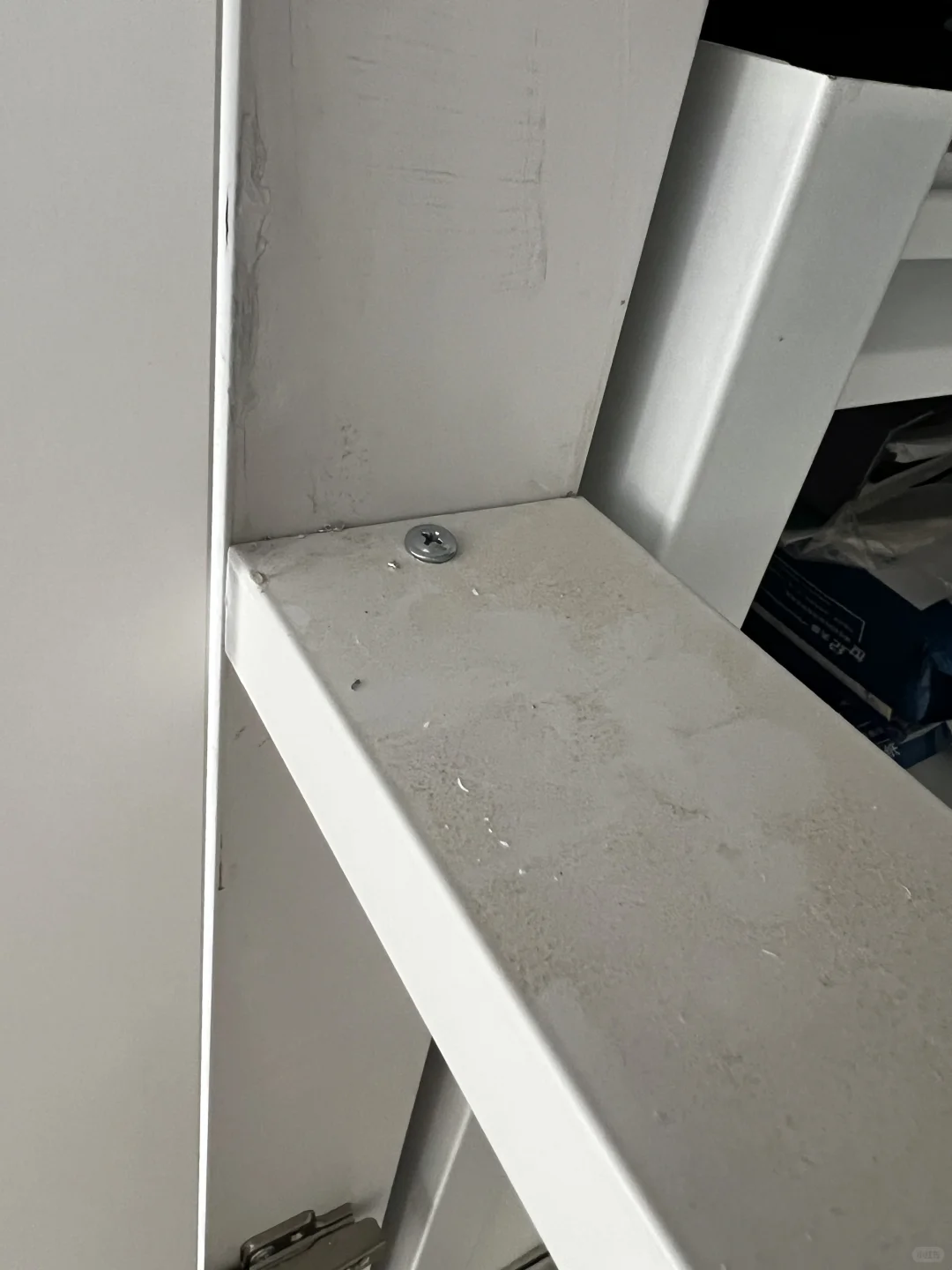 金属衣柜安装细节反馈（使用2年后）