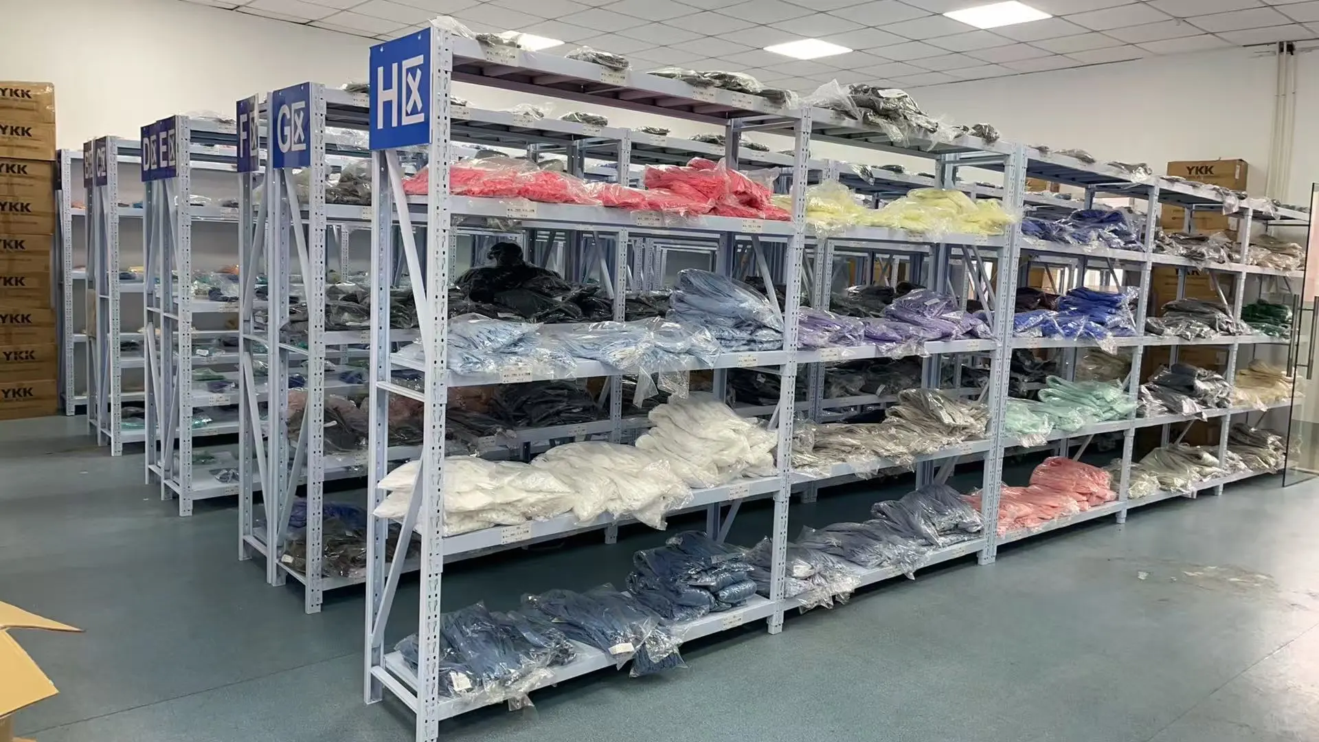 YKK2CC隐形拉链和CFC-36尼龙裤拉现货