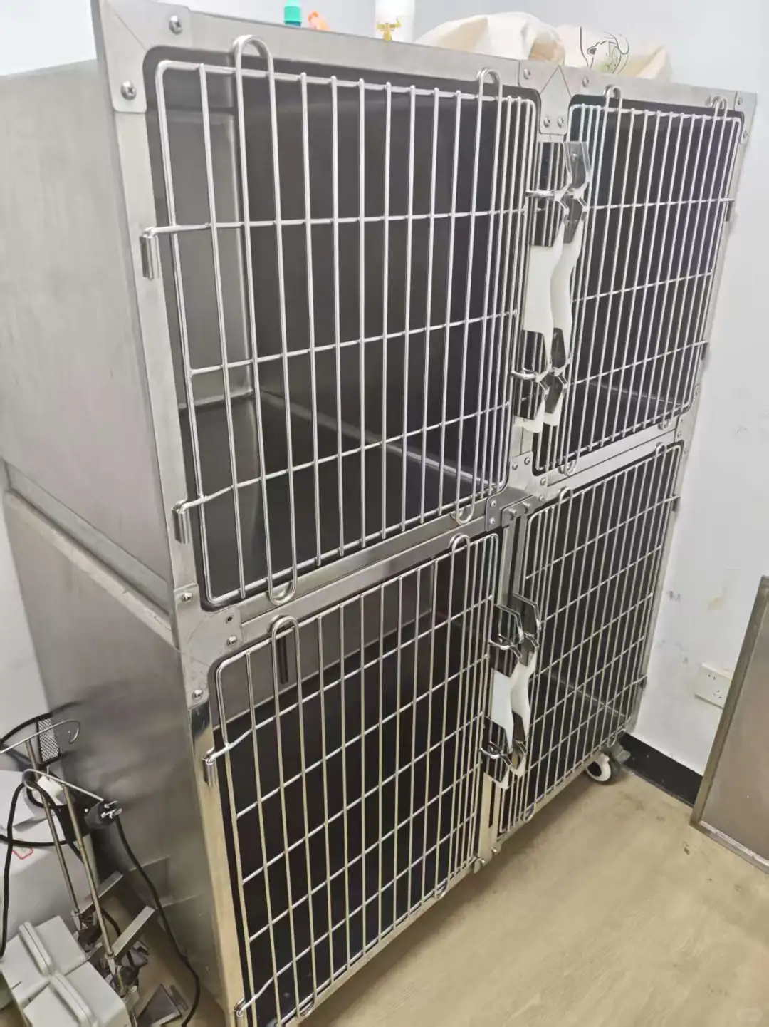 宠物医院倒闭，刚收的一批设备