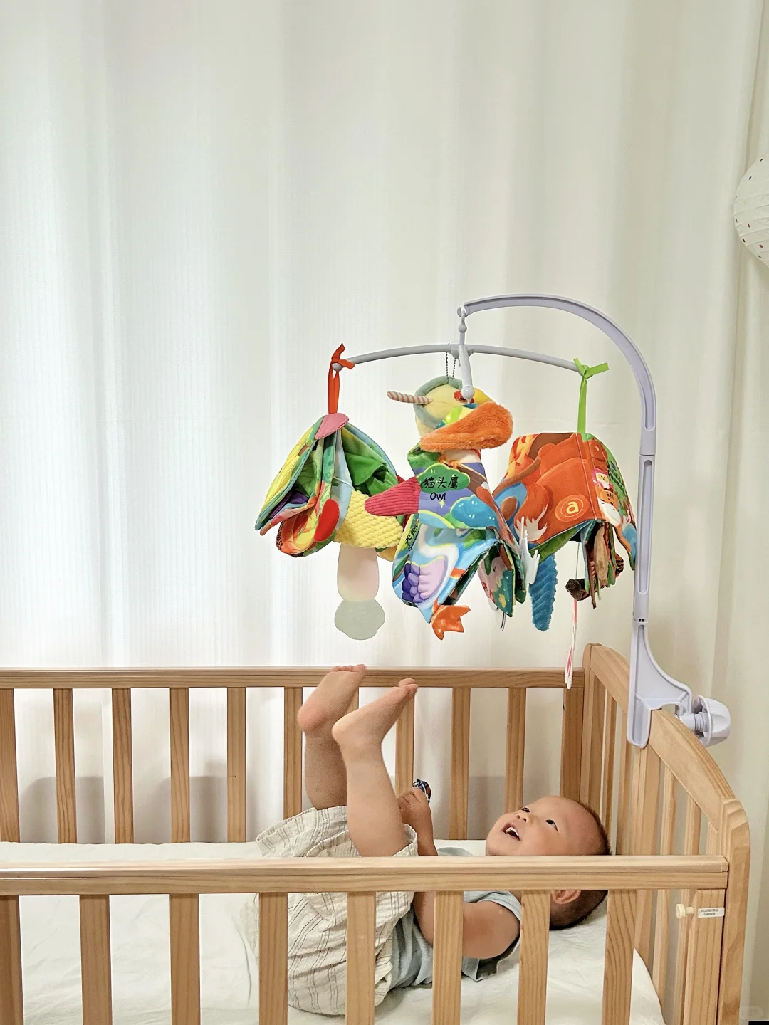 宝宝已经半小时不理我了,要不要喊他 ?