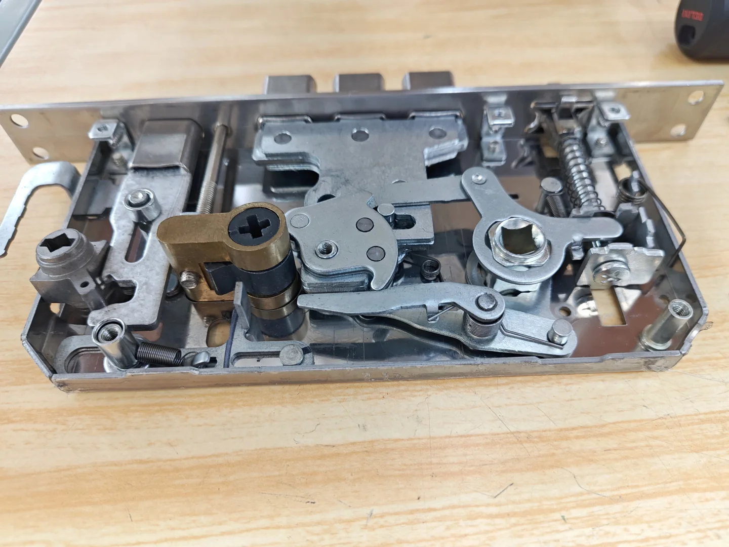 日常拆锁 连杆离合结构锁体