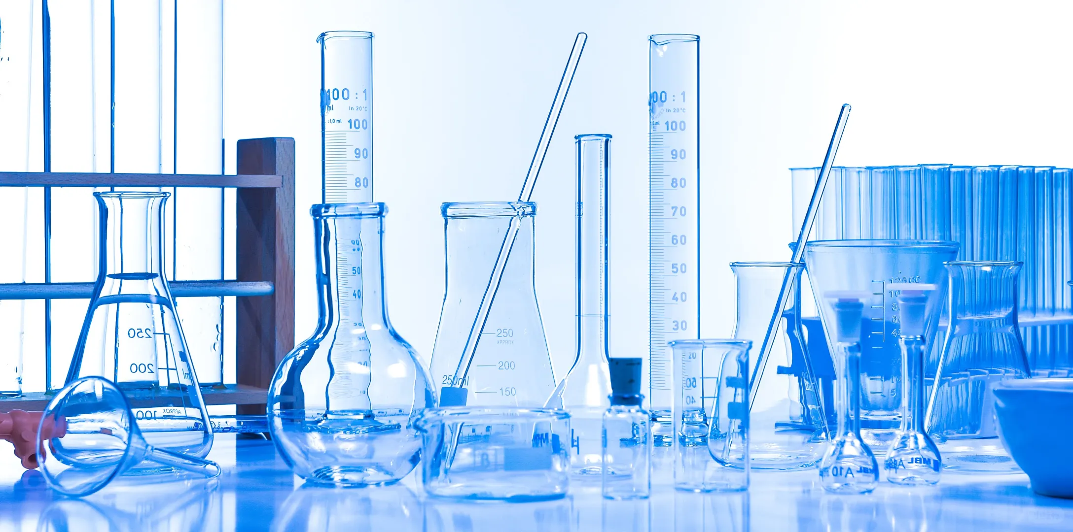 1月工业生产者出厂价格同比下降2.3%