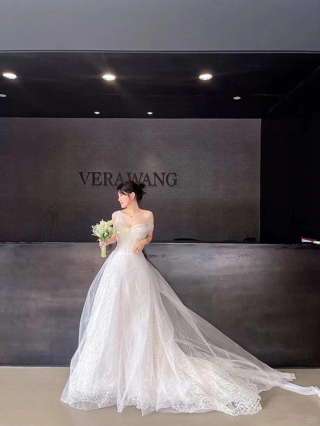 玄彬孙艺珍结婚同款VERAWANG婚纱|上海备婚