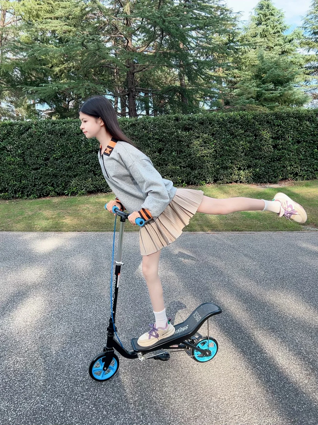 小孩姐的新玩具?太好玩了，我要抢着玩?