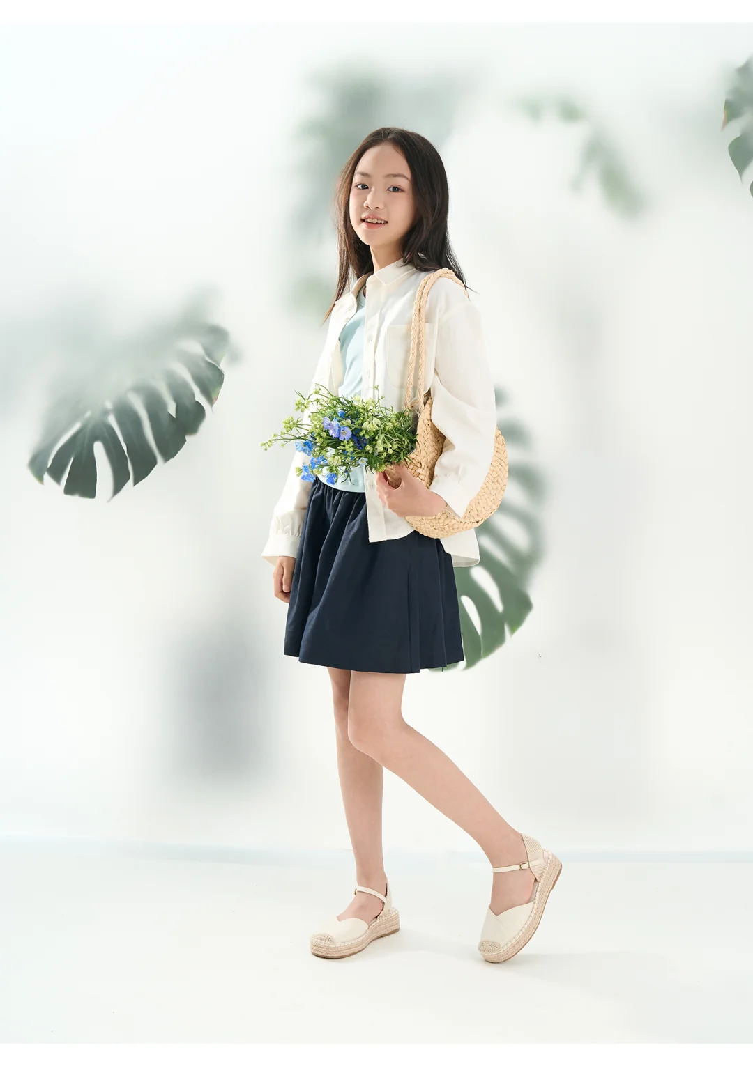 春夏松弛感密码｜棉麻花苞 A 字短裙裤?