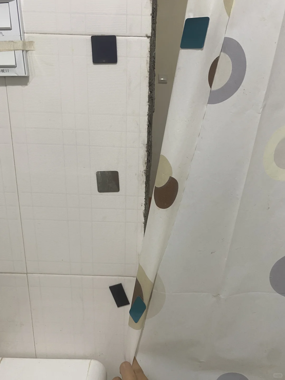 老房子墙皮发霉反碱的补救措施