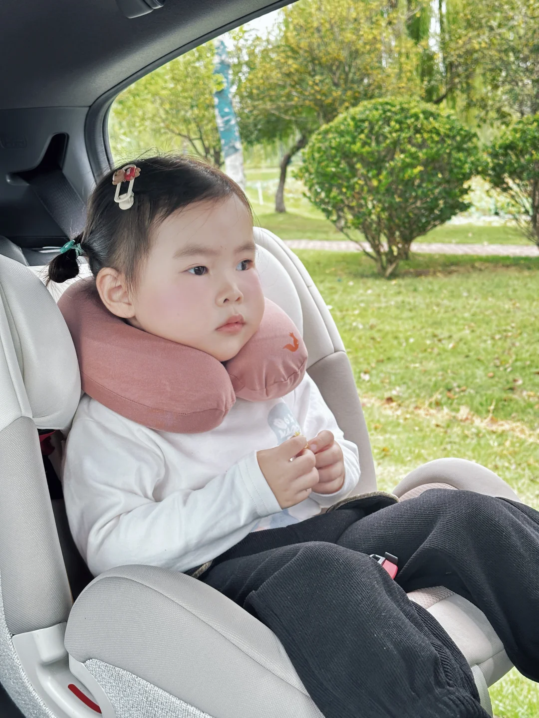 带娃出行怕睡不好｜护颈枕让旅途变省心‼️