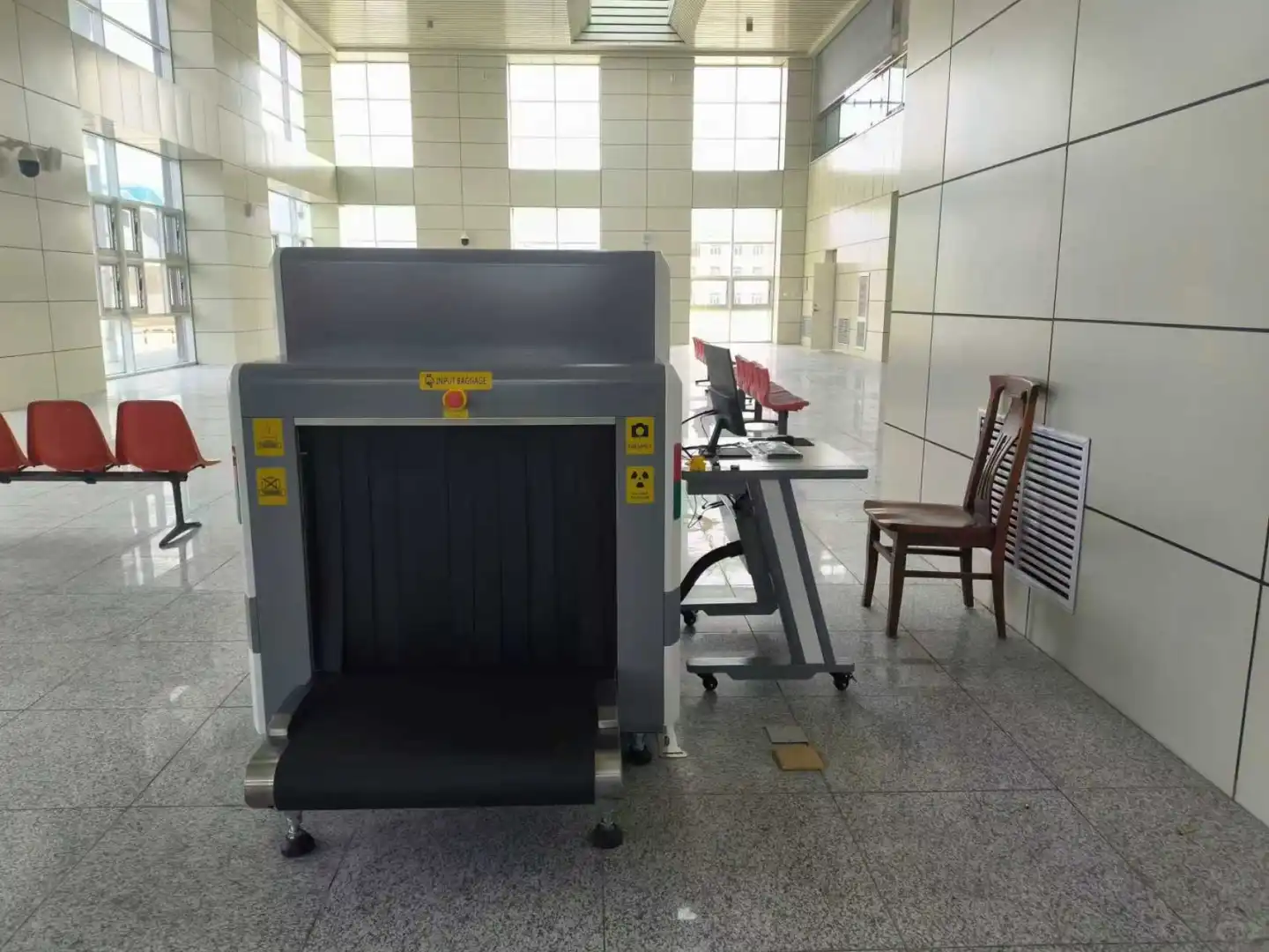 安检机安检门区别及作用