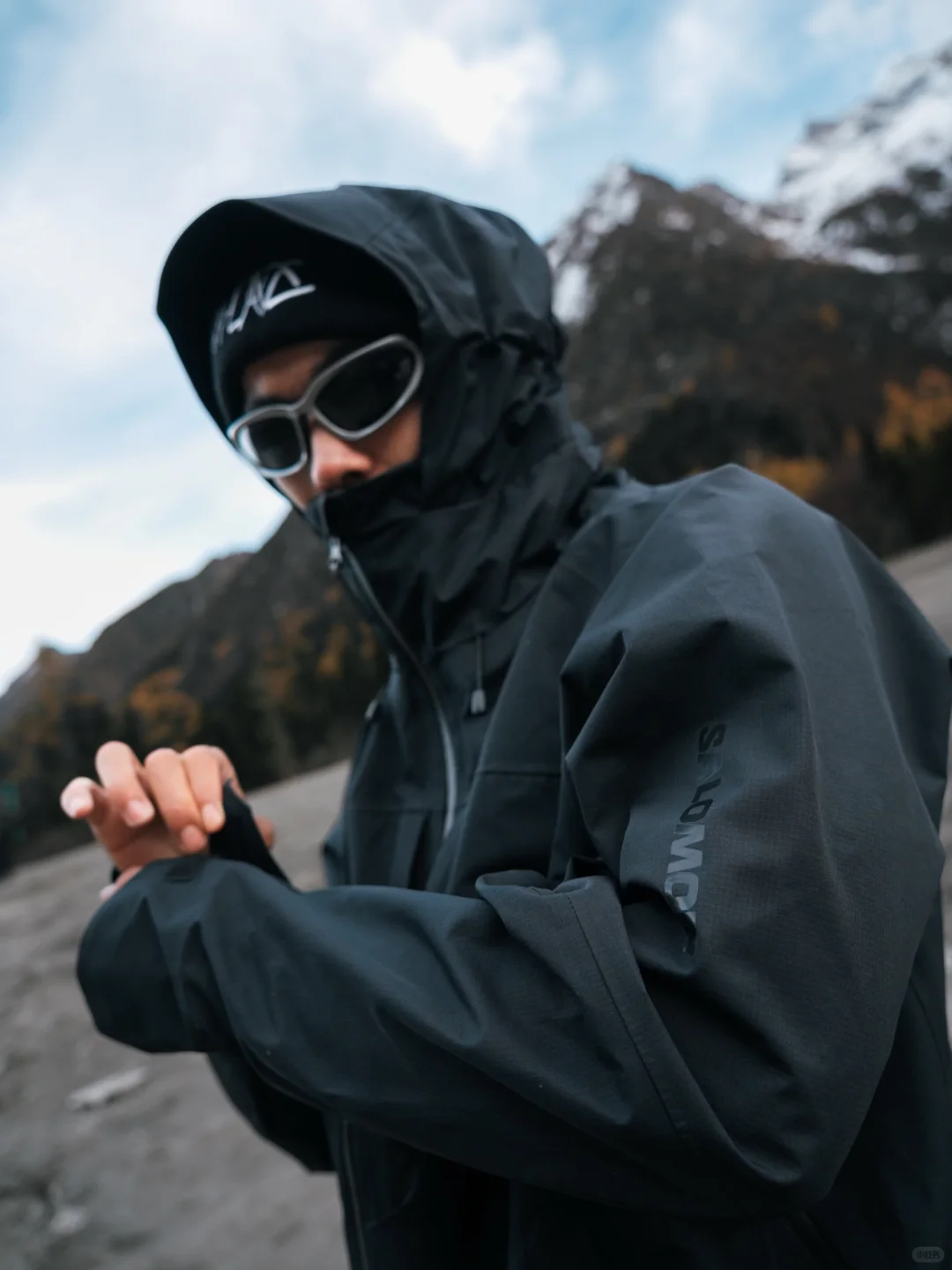 雪线之下,风与暖同频