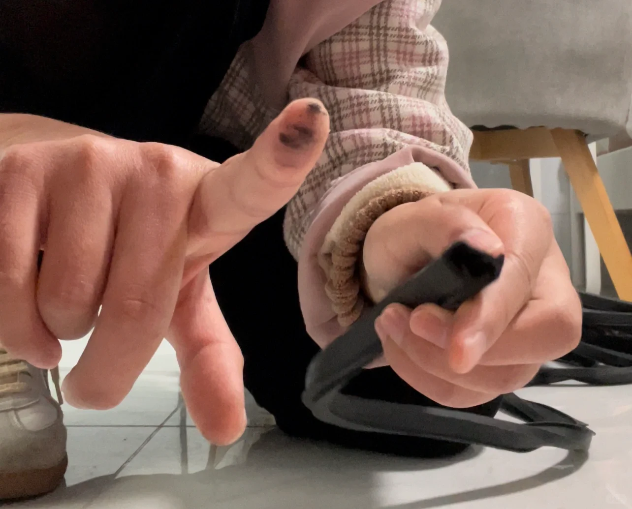 有没有专业人士帮我鉴别是不是真的三元乙丙