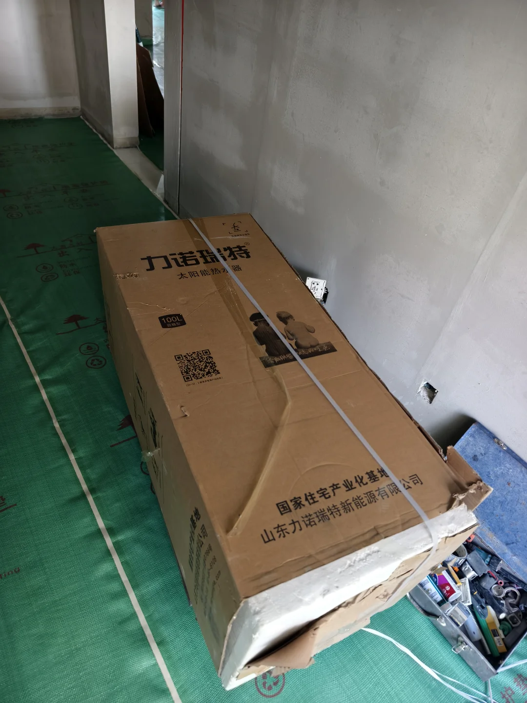 差点忘了安装太阳能