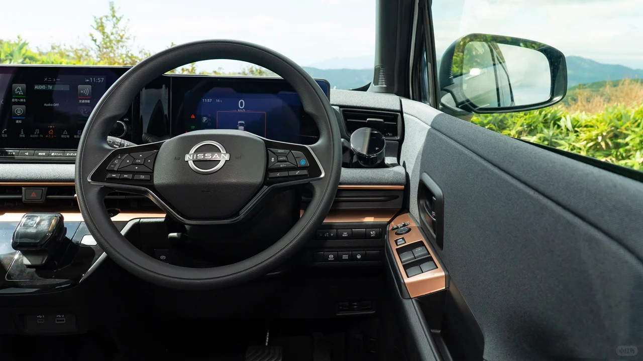 日产太阳能电池版，一年发电3000公里！