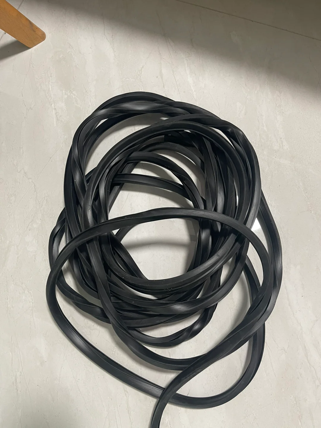 有没有专业人士帮我鉴别是不是真的三元乙丙