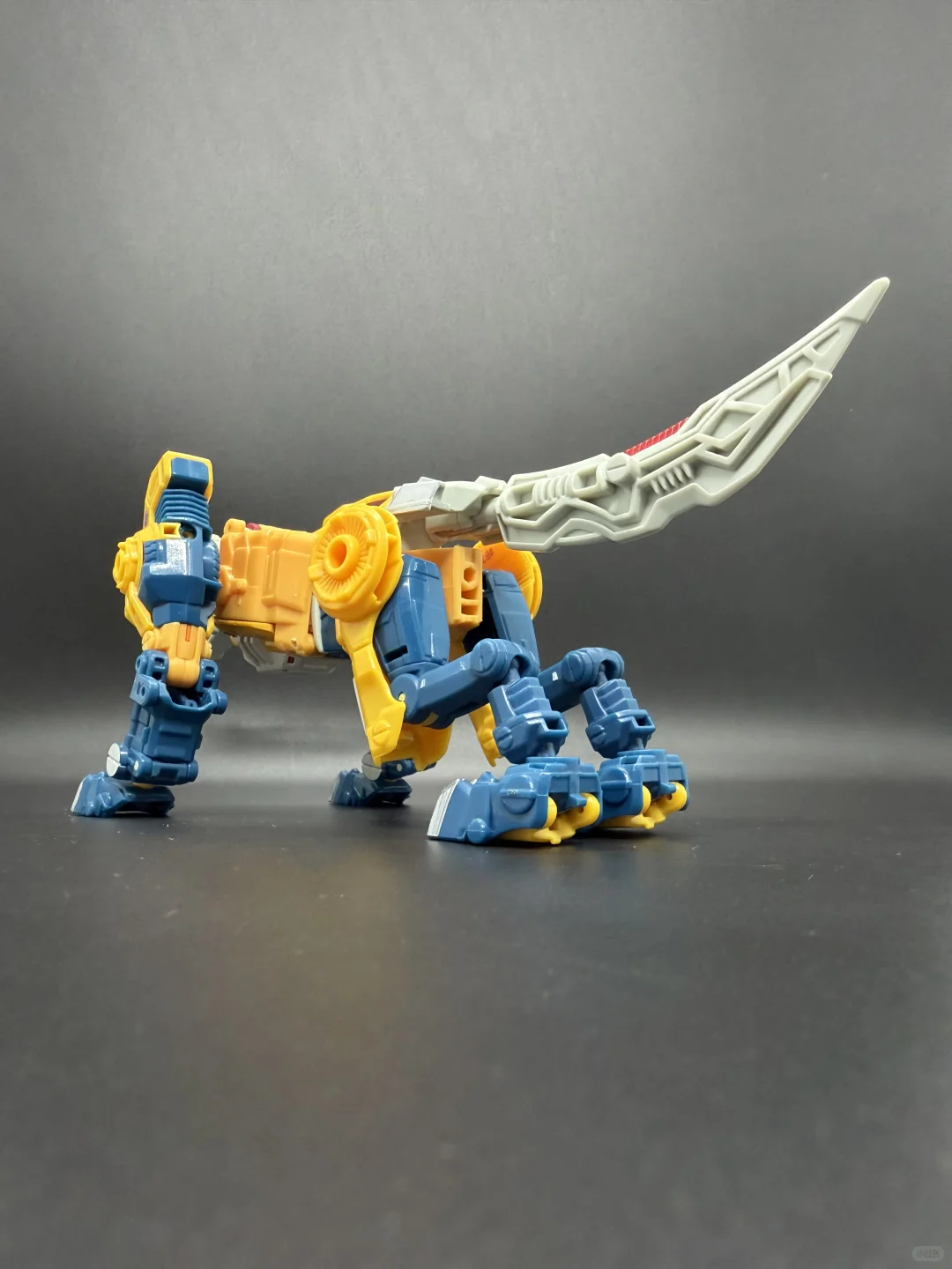 变形金刚｜泰坦归来加强级人狼