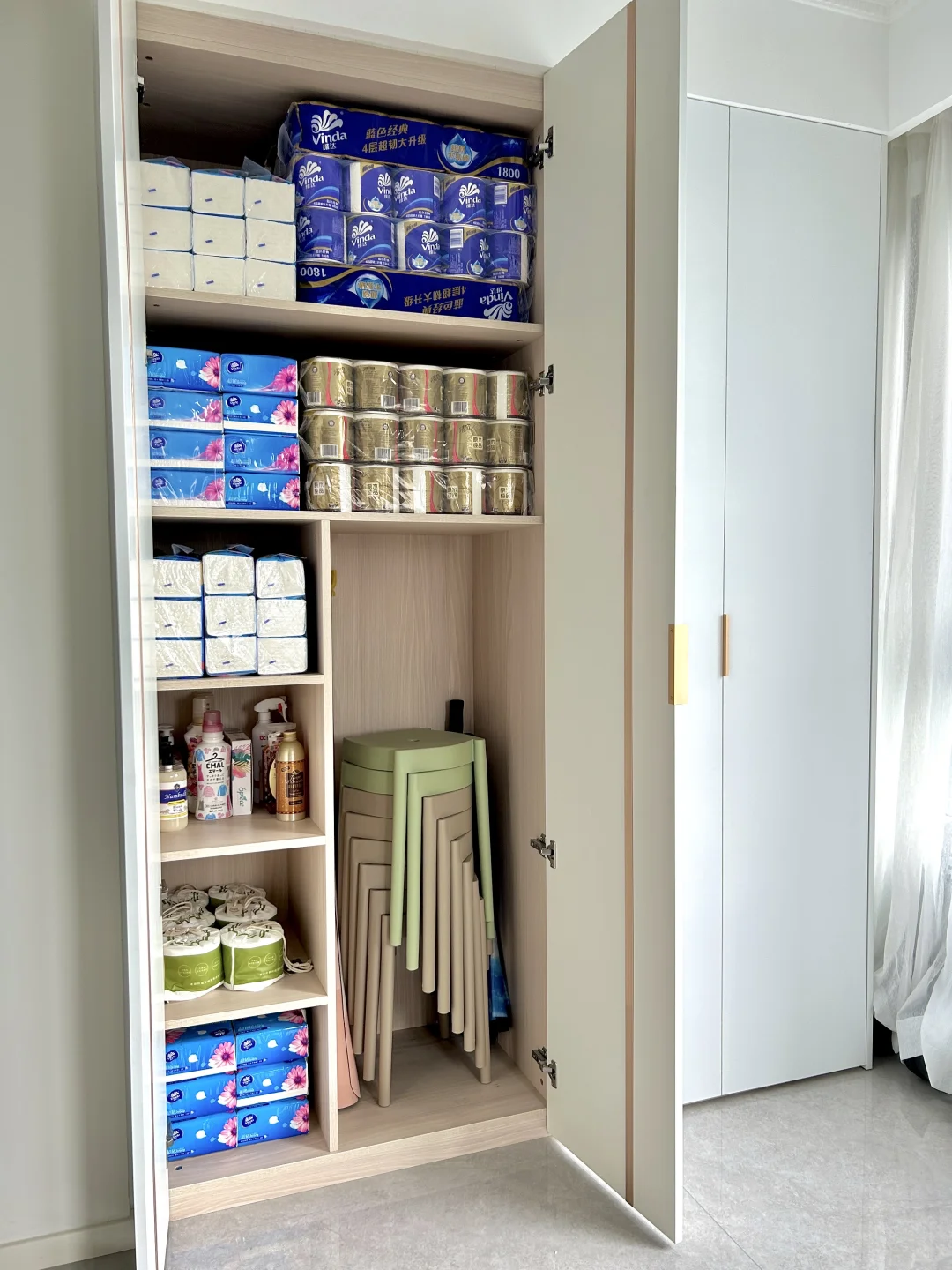 对我家的阳台收纳柜一万个满意‼️