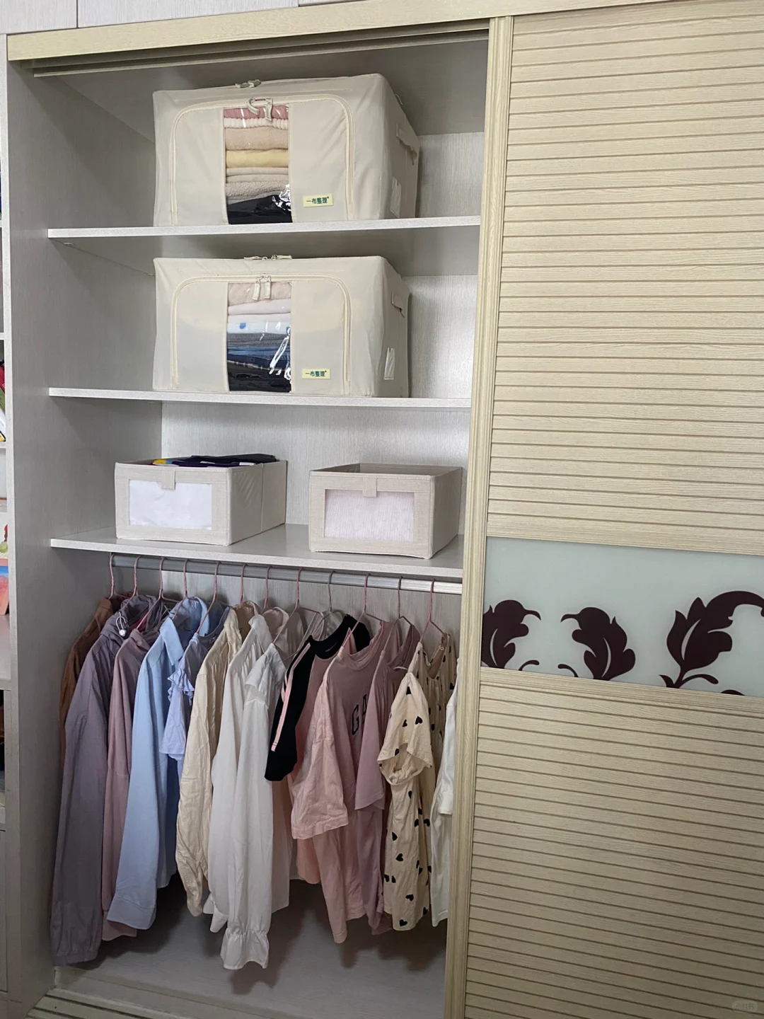 为了迎接小宝宝的到来，今天衣柜大改造！