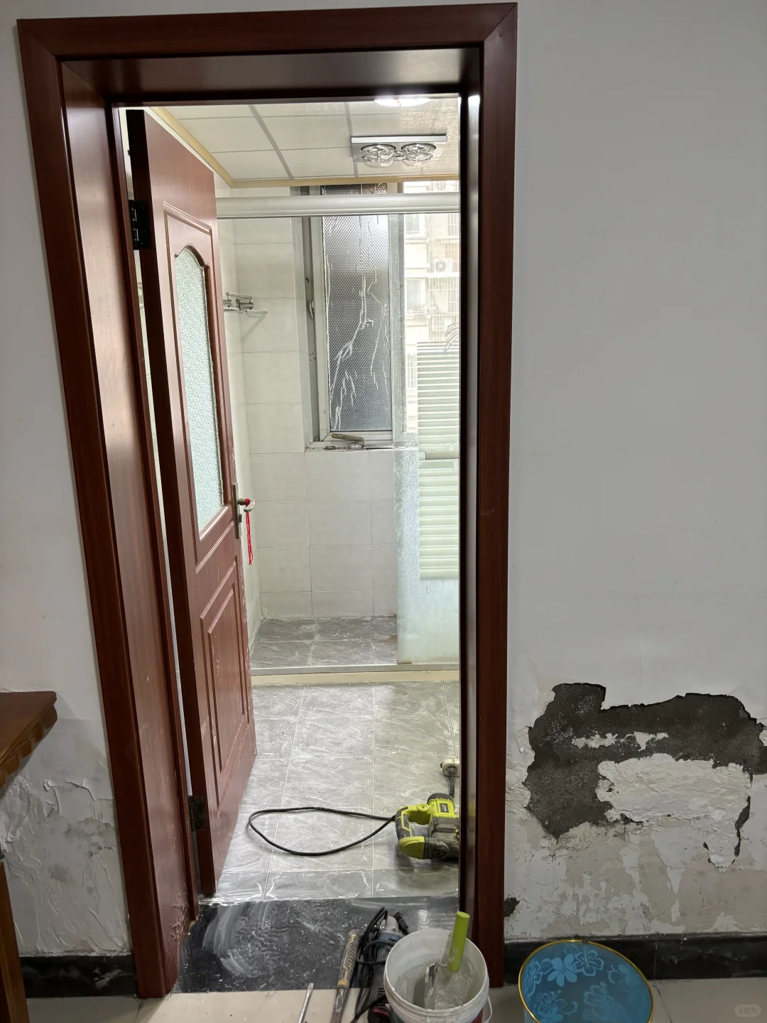 明明都做了防水还是漏水.