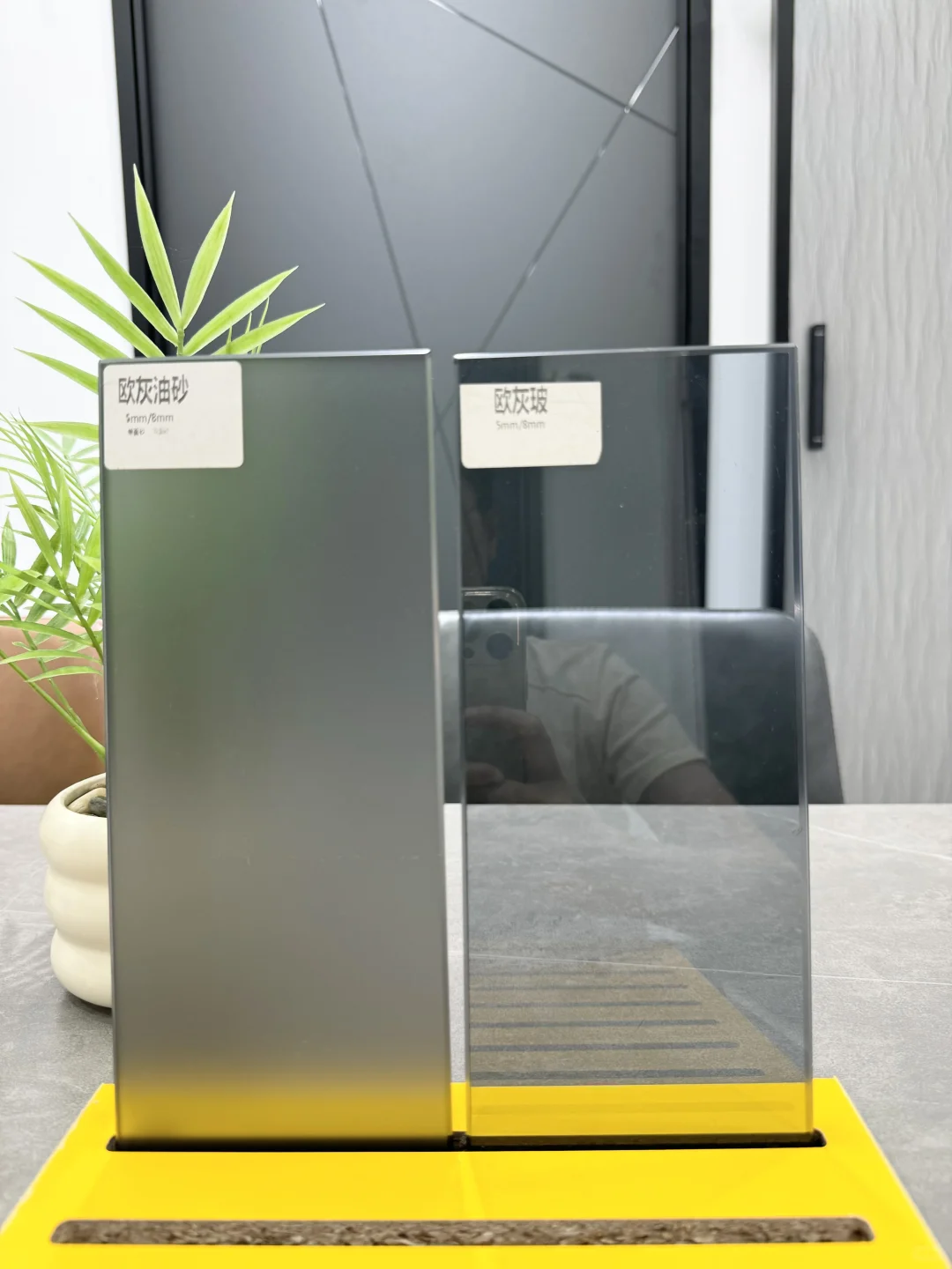 ?油砂玻璃VS普通玻璃!9种网红玻璃在线测评