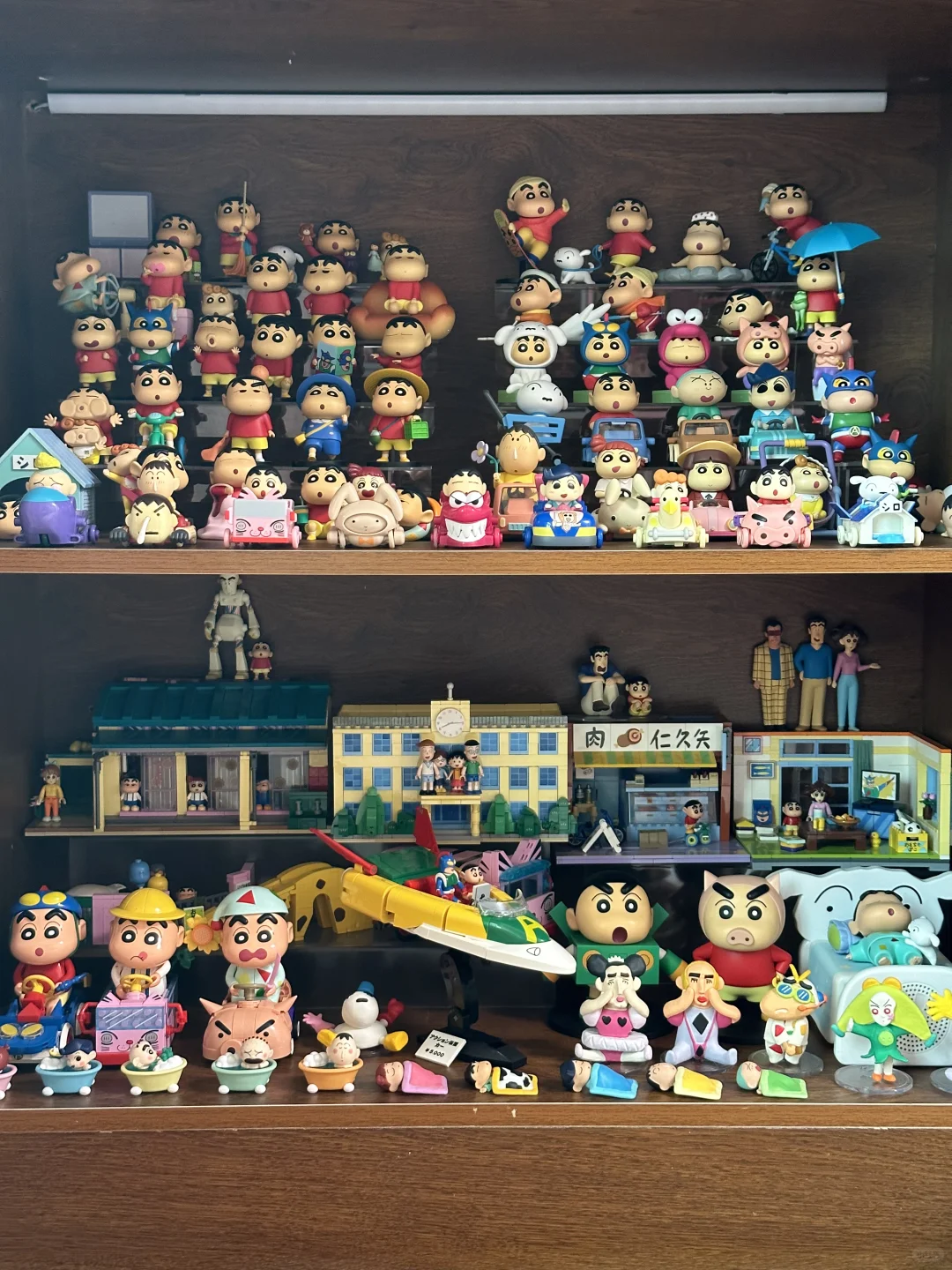 蜡笔小新盲盒墙??沉浸式参观我的收藏！✨
