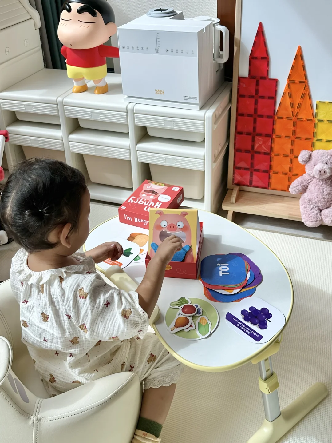 巴掌大的阳台装满了女儿的快乐