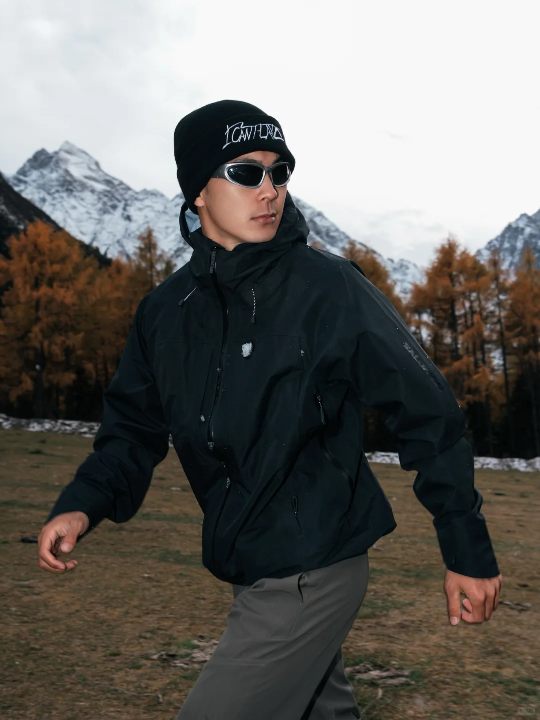 雪线之下,风与暖同频