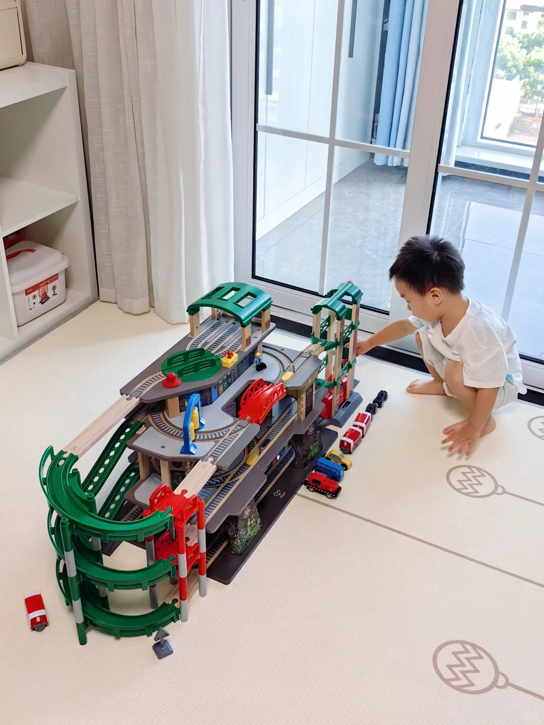 谢谢你，娃一整天没理我了…