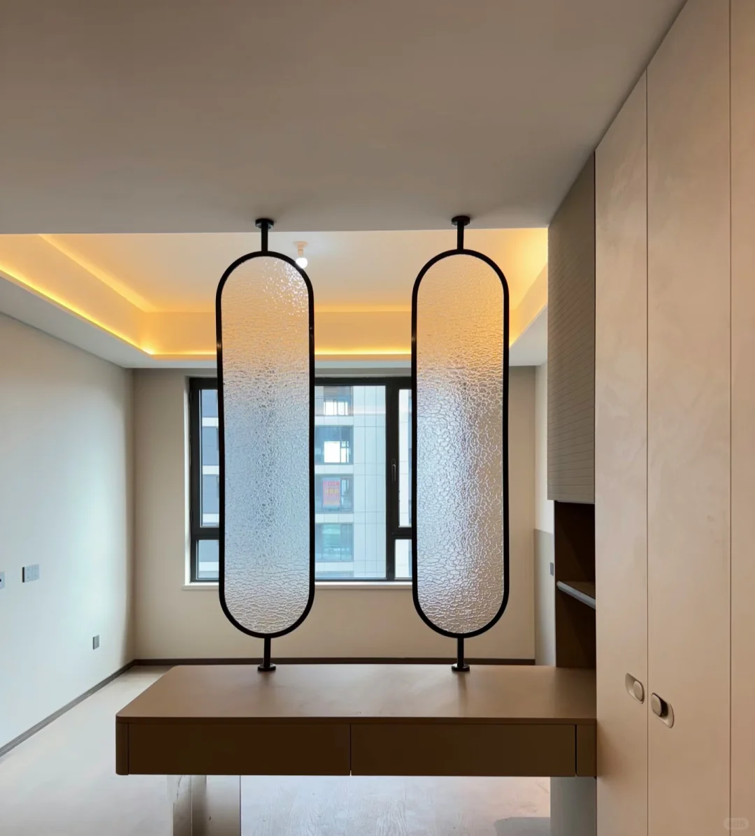 昆明有做玻璃隔断的商家吗？