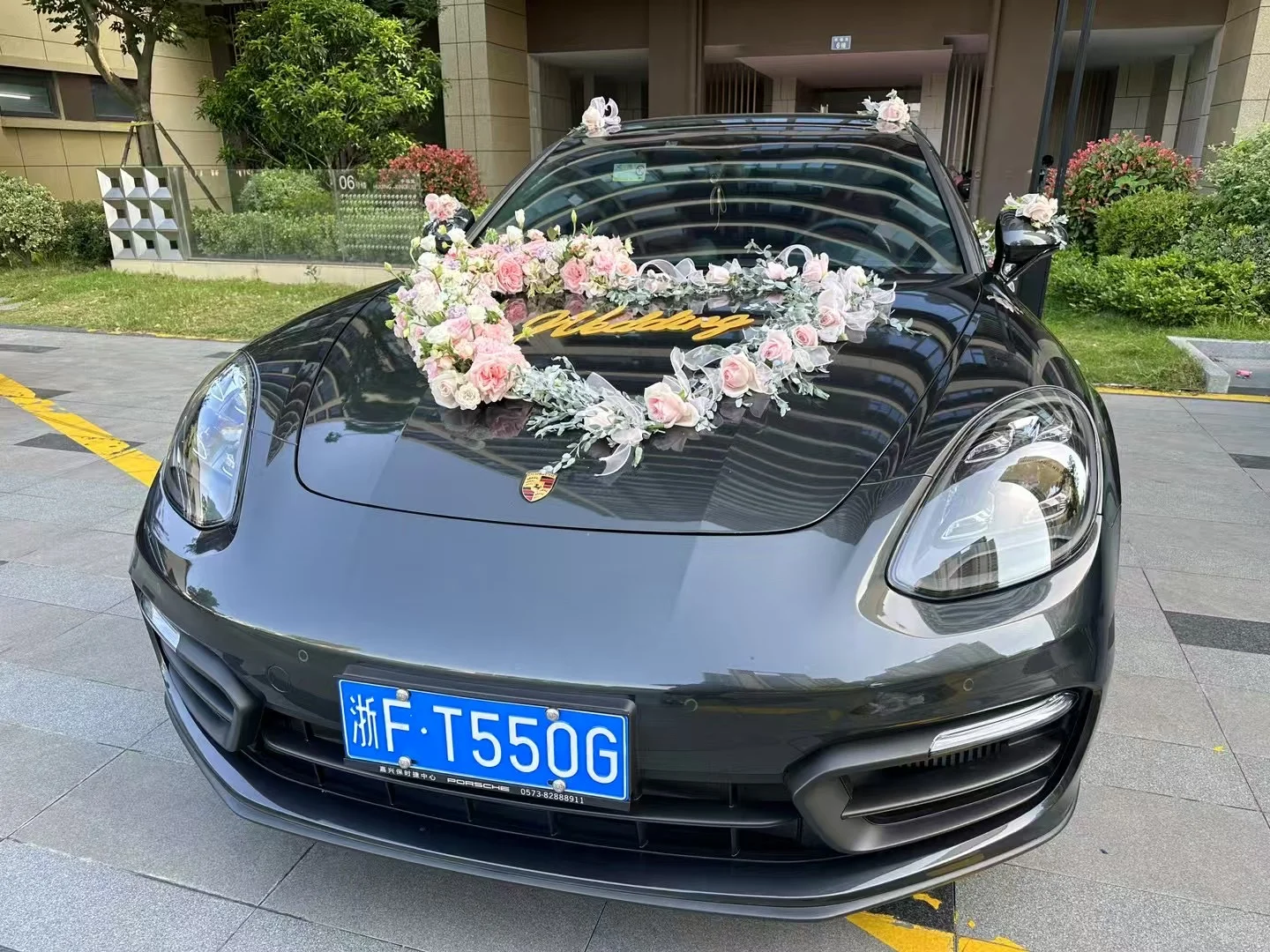 西安婚车奥迪_西安婚庆奥迪a6多少钱一辆