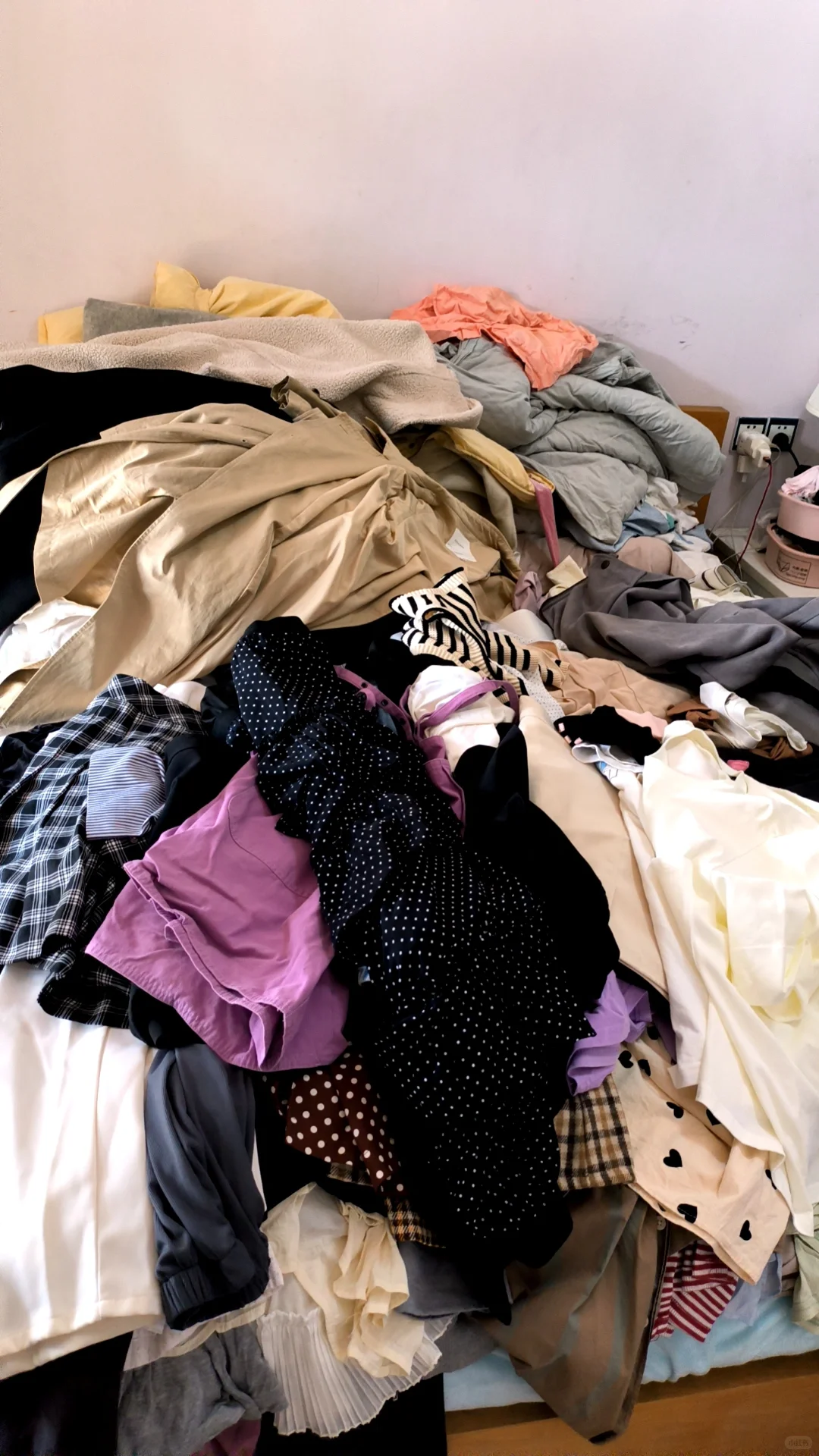 为了迎接小宝宝的到来，今天衣柜大改造！