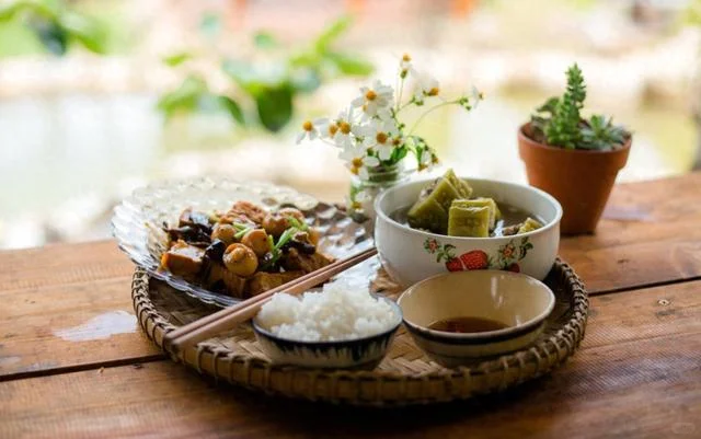 Z世代点燃8千亿健康市场，药食同源成新趋势