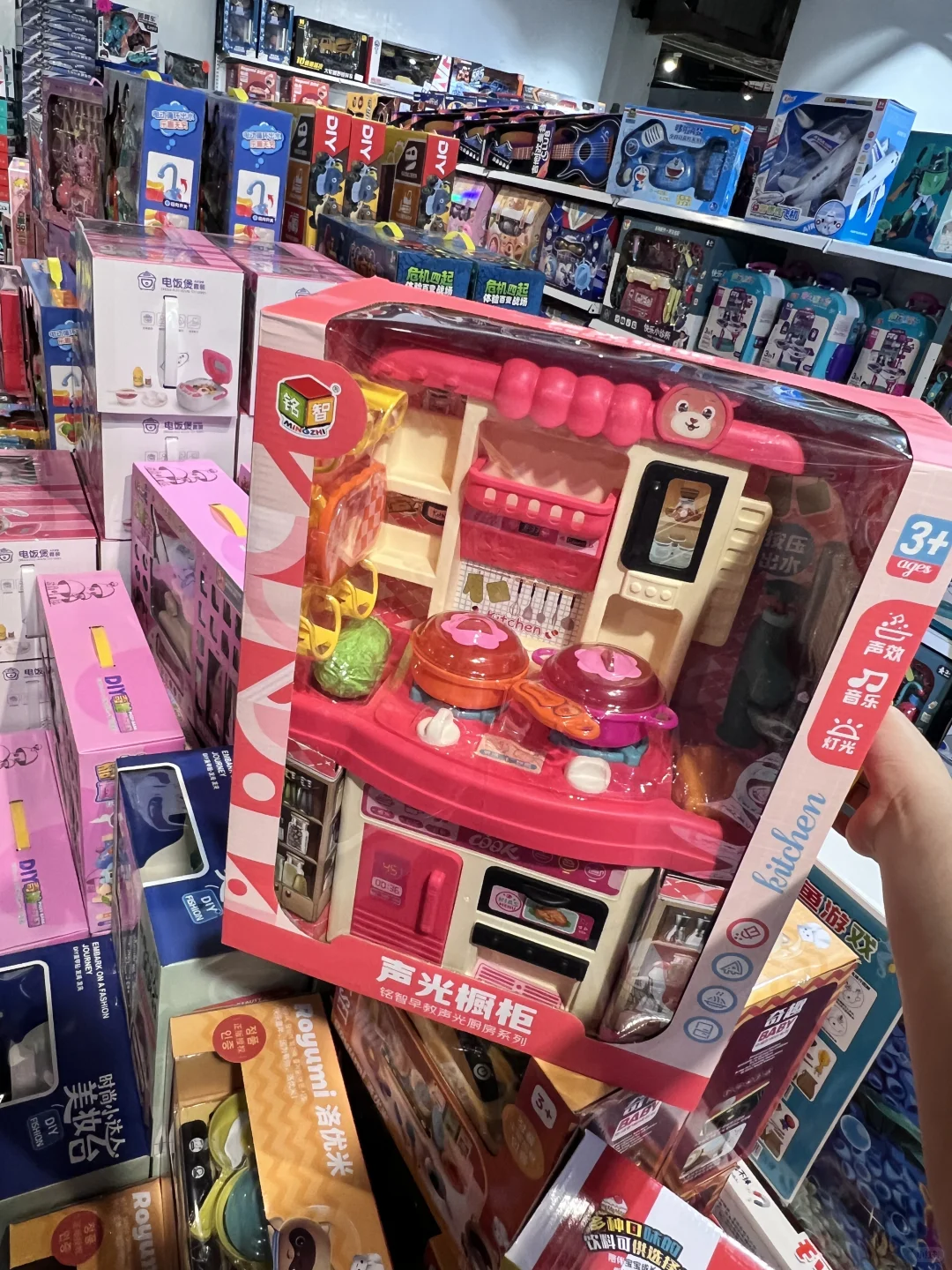 误入广州小义乌玩具工厂店，超好逛