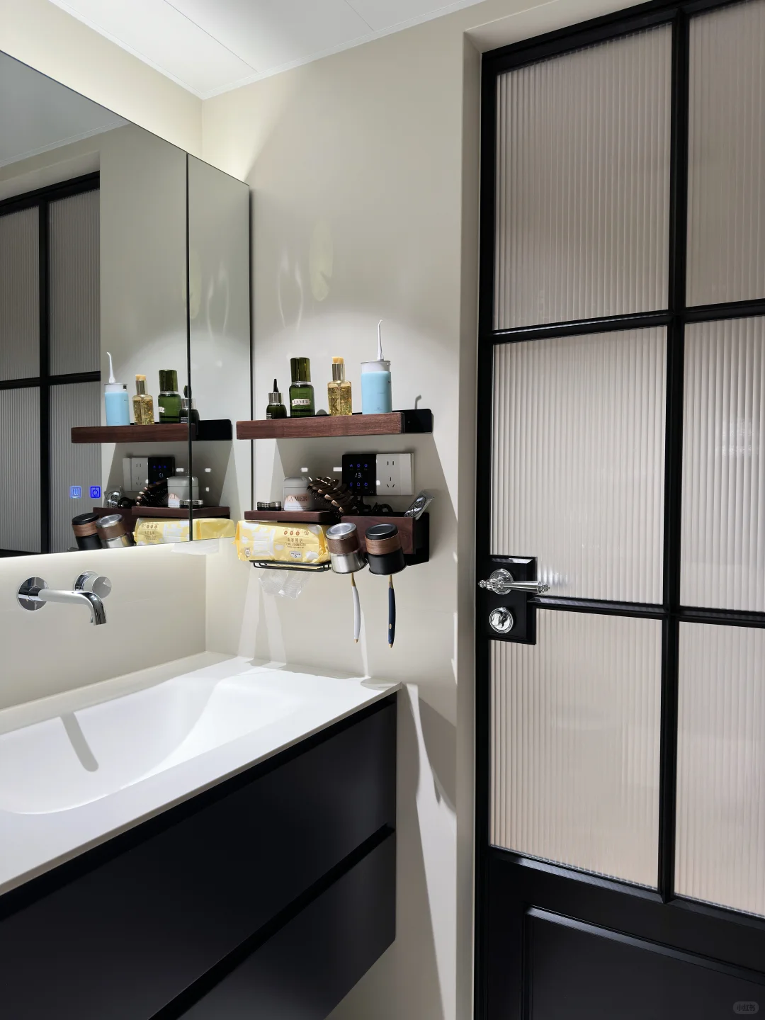 用了一年的卫生间 依然干净有序?