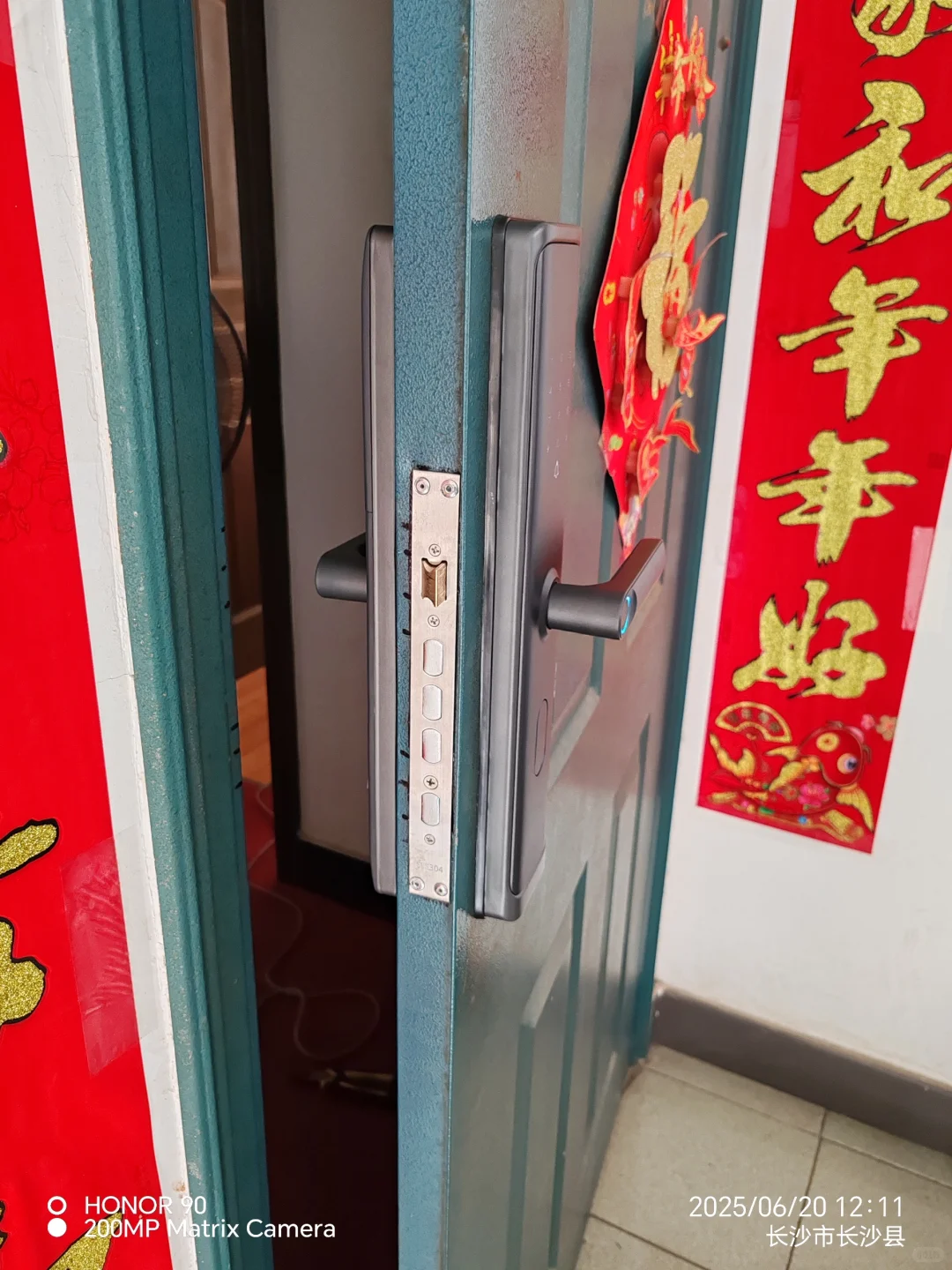 老式门自动锁不好用，更换智能锁很困难吗